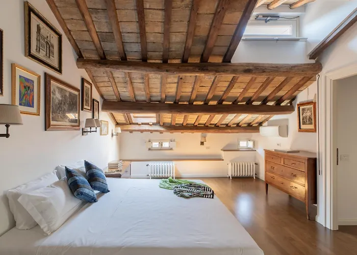 Iflat Charming Terrace Retreat In Trastevere Apartment *